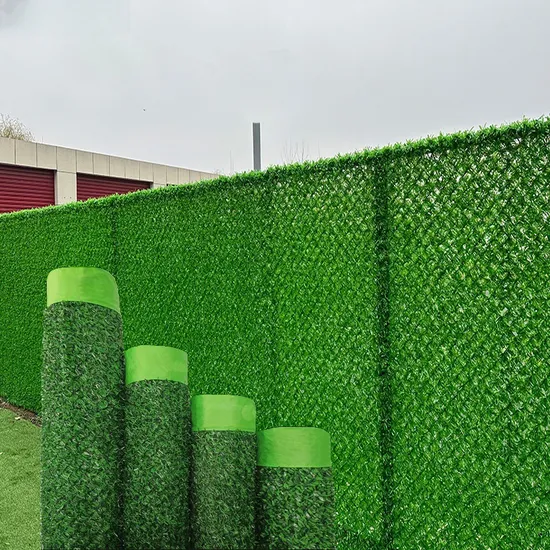 garden-fencing---artificial-grass-fence-trader--MzQ3